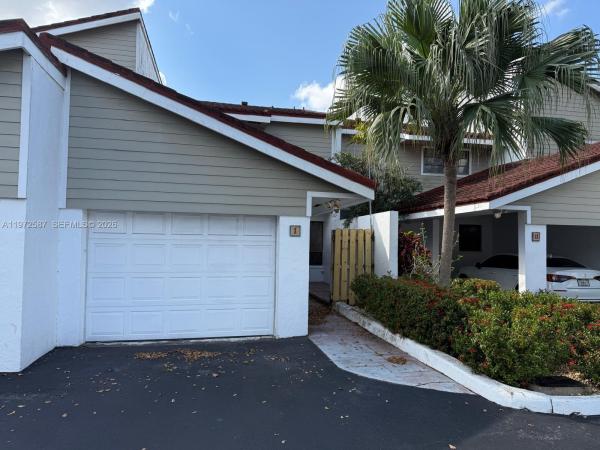 Stonehedge, 2700 N 34th Ave #I, Hollywood, Florida 33021, image 1