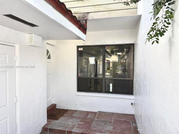 Stonehedge, 2700 N 34th Ave #I, Hollywood, Florida 33021, image 2