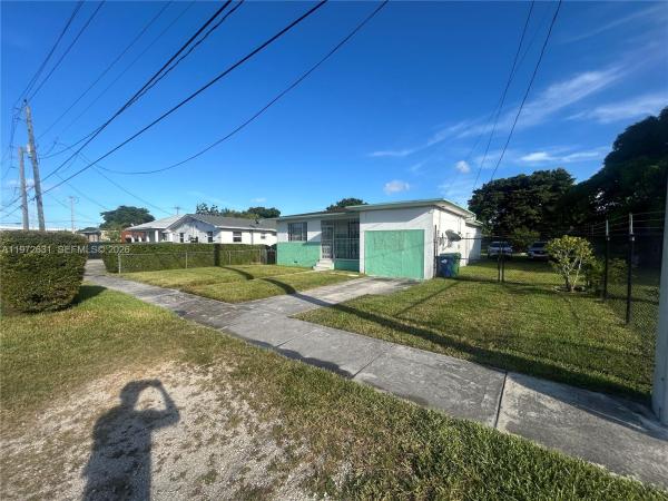 Hialeah Heights, 2944 NW 61st St, Brownsville, Florida 33142, image 2