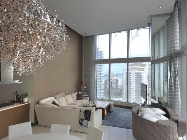 Icon Brickell Tower 2, 495 Brickell Ave #2201, Miami, Florida 33131, image 1