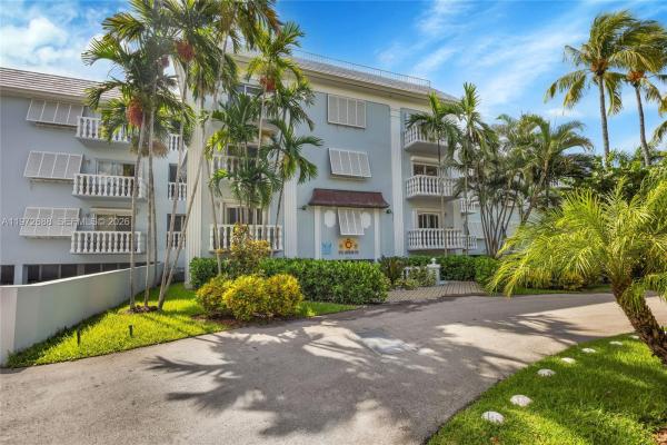 Royal Caribbean Club, 1150 Madruga Ave #B301, Coral Gables, Florida 33146, image 1