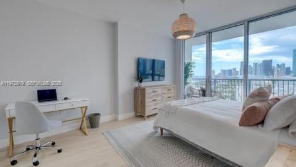 Opera Tower, 1750 N Bayshore Dr #1712, Miami, Florida 33132, image 1