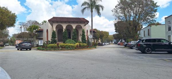 10832 N Kendall Dr #U16, Unincorporated Dade County, Florida 33176, image 1