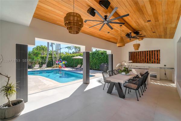 Coral Gables Country Club, 1424 Algardi Ave, Coral Gables, Florida 33146, image 1