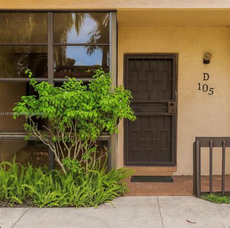 Northlake Village At The California Club, 800 NE 199th St #105D, Ives Estates, Florida 33179, image 1