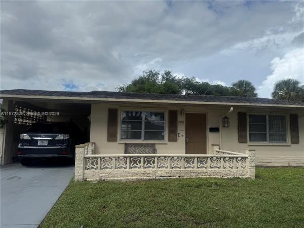 Tamarac Lakes North, 2605 NW 55th St, Tamarac, Florida 33309, image 1