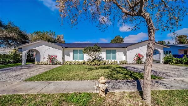 Suniland Terrace Patio Homes, 11690 SW 81st Rd #11690, Pinecrest, Florida 33156, image 1