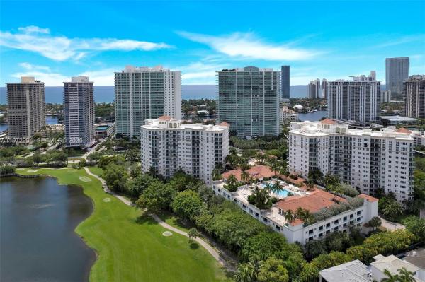 Turnberry Village North Tower, 20000 E Country Club Dr #PH-06, Aventura, Florida 33180, image 3