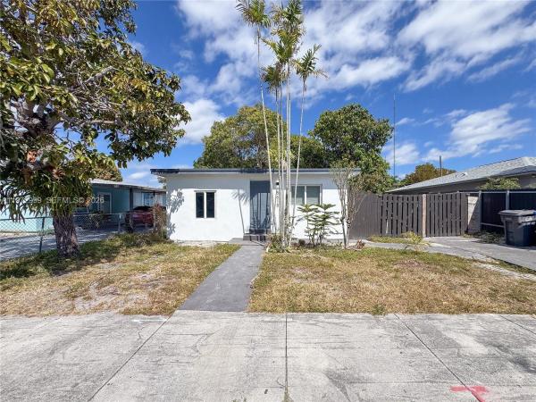 Sunland Park, 5615 SW 40th St, West Park, Florida 33023, image 1