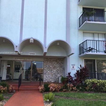 3 Horizons East, 12500 NE 15th Ave #207, North Miami, Florida 33161, image 1