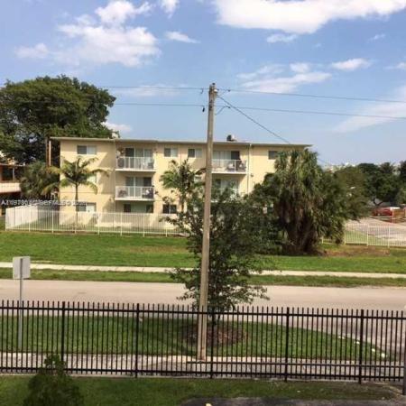 3 Horizons East, 12500 NE 15th Ave #207, North Miami, Florida 33161, image 2
