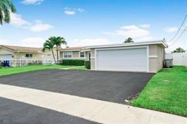 Cypress Lake Estates, 949 SE 10th Ct, Pompano Beach, Florida 33060, image 1