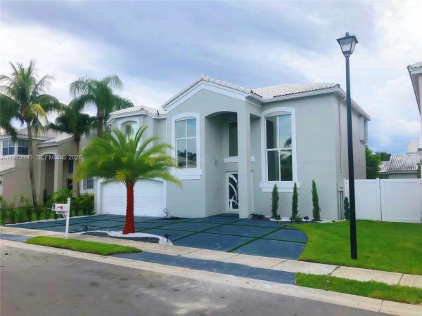 Panache At The Landings, 926 SW 102nd Ter, Pembroke Pines, Florida 33025, image 1