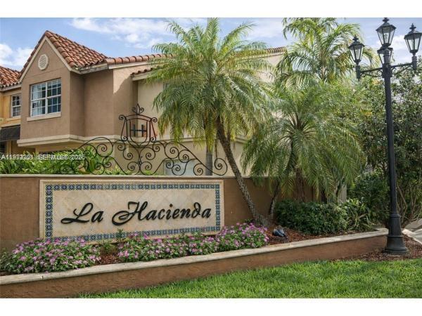 18324 NW 68th Ave #H, Hialeah, Florida 33015, image 1