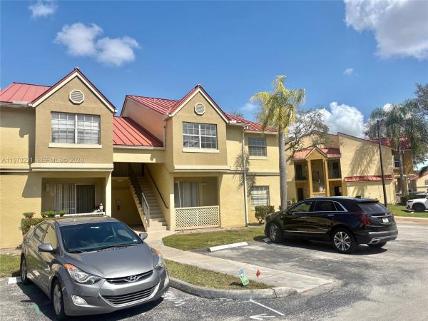 La Hacienda Country Club Of Miami, 18324 NW 68th Ave #H, Country Club, Florida 33015, image 3