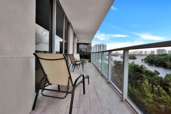 The Harbour South Tower, 16385 Biscayne Blvd #421, North Miami Beach, Florida 33160, image 2