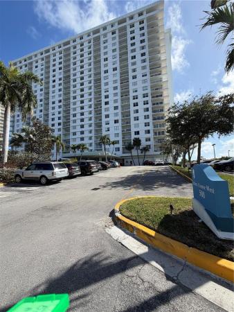 Arlen House West, 500 Bayview Dr #218, Sunny Isles Beach, Florida 33160, image 1