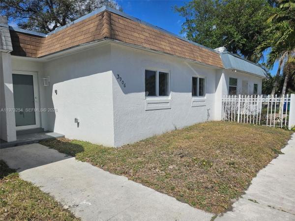 Vista Verde, 3906 NW 207th Street Rd, Miami Gardens, Florida 33055, image 3