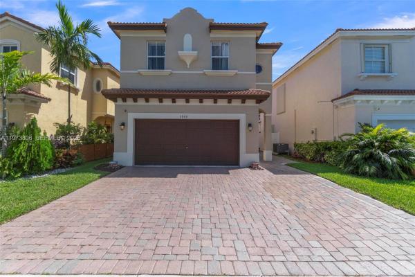 Portofino Palms, 3920 NE 13th Dr, Homestead, Florida 33033, image 1