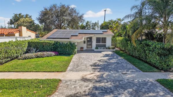Croissant Park, 252 SW 23rd St, Fort Lauderdale, Florida 33315, image 1