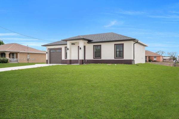 Lehigh Acres, 4003 10th St SW, Lehigh Acres, Florida 33976, image 2