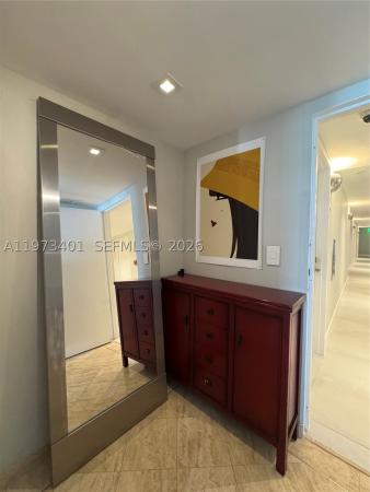 The Royal Club, 2457 Collins Ave #405, Miami Beach, Florida 33140, image 2