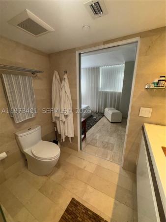 The Royal Club, 2457 Collins Ave #405, Miami Beach, Florida 33140, image 1