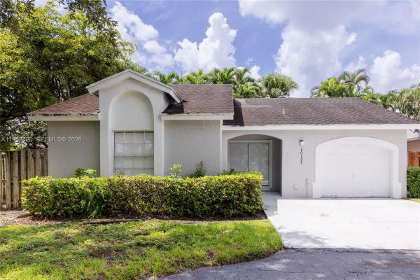 Doral Lakes, 10121 NW 51st Ln, Doral, Florida 33178, image 1