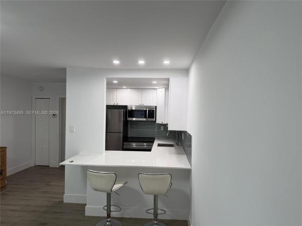 Plaza, 926 Michigan Ave #12, Miami Beach, Florida 33139, image 1