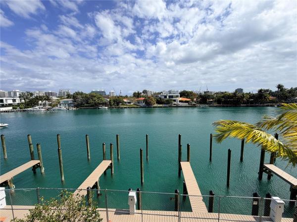 Bay Harbor Islands Residential, 9161 E Bay Harbor Dr, Bay Harbor Islands, Florida 33154, image 2