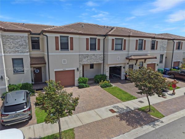 10011 SW 231st Ln, Unincorporated Dade County, Florida 33190, image 1