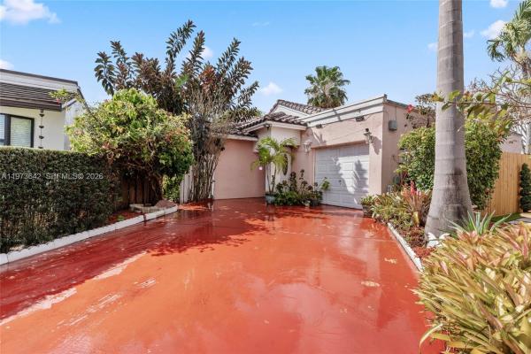 11350 SW 160th Ave, Unincorporated Dade County, Florida 33196, image 1