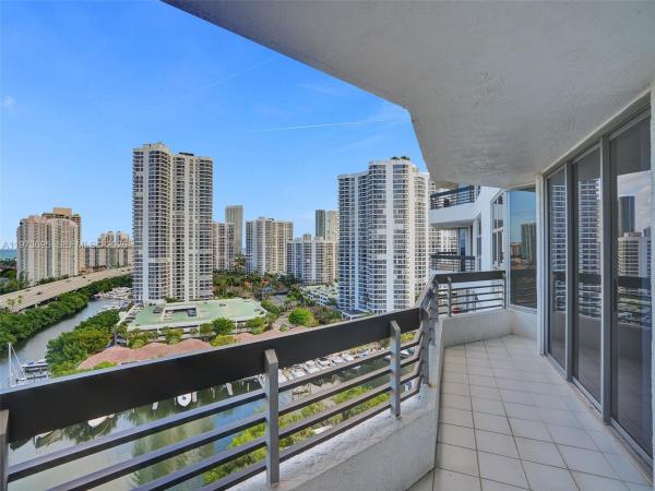Mystic Pointe Tower 600, 3400 NE 192nd St #1811, Aventura, Florida 33180, image 2