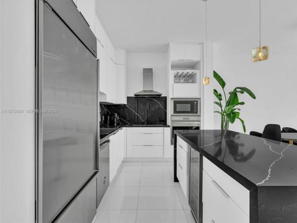 Paramount Bay, 2020 N Bayshore Dr #3303, Miami, Florida 33137, image 2