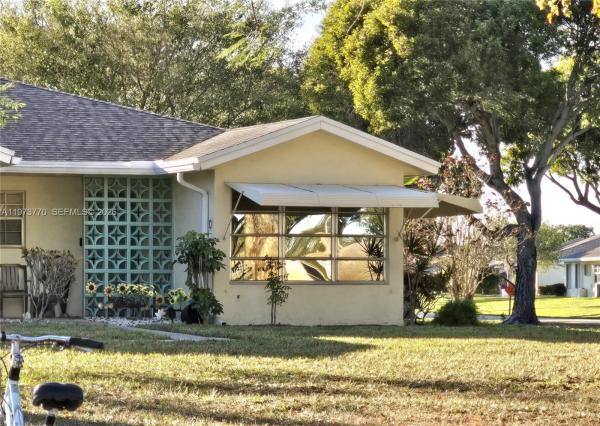 High Point 1 & 2 Of Delray West, 5162 Lakefront Blvd #D, Delray Beach, Florida 33484, image 2
