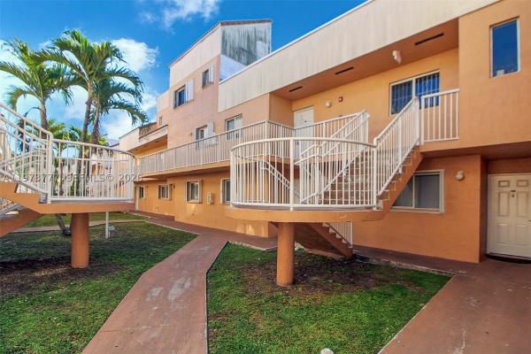 The Seasons Villas & Townhomes, 14921 SW 80th St #219, Kendall, Florida 33193, image 1