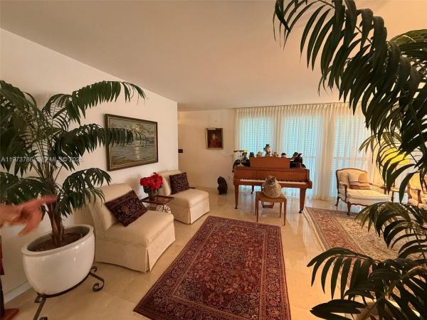 Old Cutler Estates, 7010 SW 148th Ter, Palmetto Bay, Florida 33158, image 2