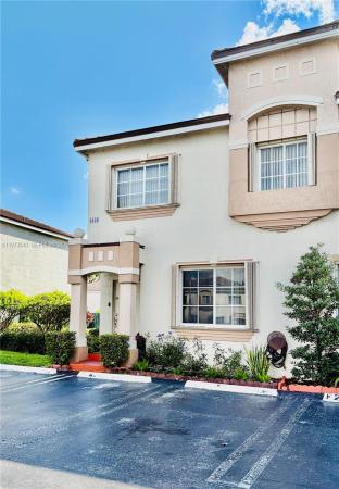 8346 NW 10th St, Unincorporated Dade County, Florida 33126, image 1