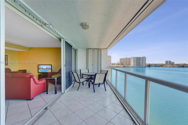 Le Maisonneuve, 17700 N Bay Rd #805, Sunny Isles Beach, Florida 33160, image 3