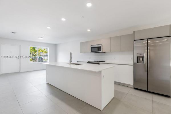 Aventura Village, 2505 NE 193rd St #4116, Ojus, Florida 33180, image 1