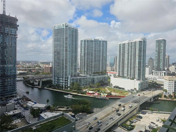 Reach Brickell City Centre, 68 SE 6th St #1806, Miami, Florida 33131, image 1