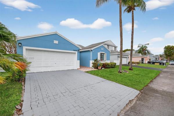 14610 SW 145th Pl, Unincorporated Dade County, Florida 33186, image 1