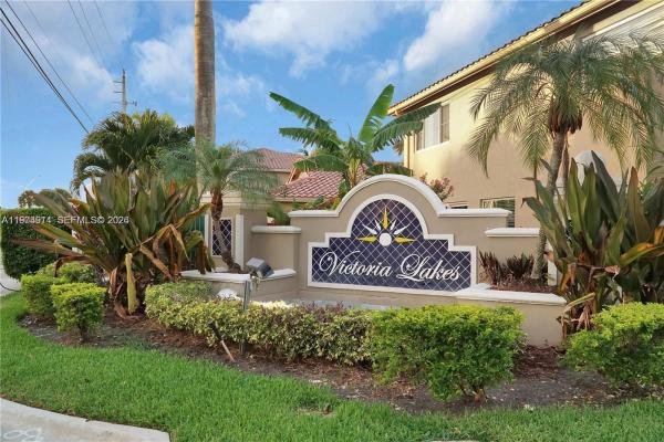 Victoria Lakes, 2150 NW 100th Ave, Pembroke Pines, Florida 33024, image 2