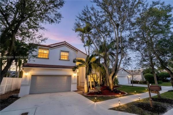 Cameron Lake, 362 Lake Crest Ct, Weston, Florida 33326, image 1
