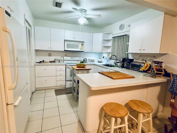 Les Chalets, 10611 SW 23rd Ter, University Park, Florida 33165, image 2