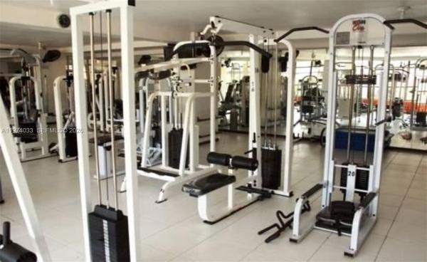 DoubleTree By Hilton Ocean Point Resort & Spa, 17375 Collins Ave #1704, Sunny Isles Beach, Florida 33160, image 2