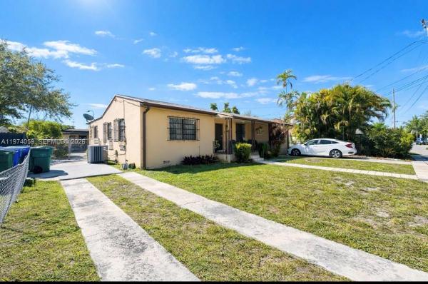 Grosse Pointe Highlands, 2760 NW 4th Ter, Miami, Florida 33125, image 3