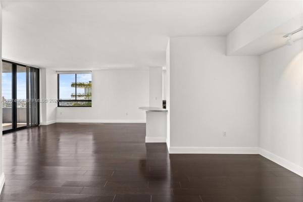 The Waverly At South Beach, 1330 West Ave #1614, Miami Beach, Florida 33139, image 2
