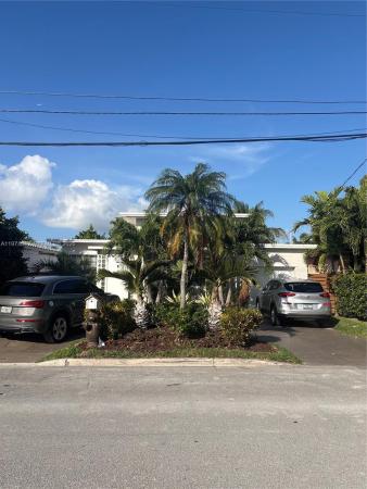 Altos Del Mar, 9048 Carlyle Ave, Surfside, Florida 33154, image 1