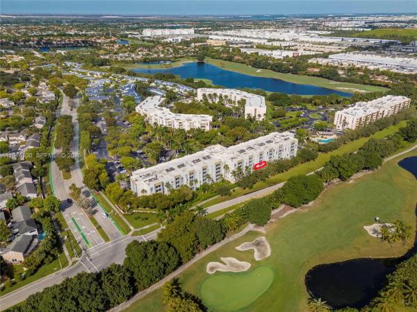 Doral House, 9725 NW 52nd St #213, Doral, Florida 33178, image 2